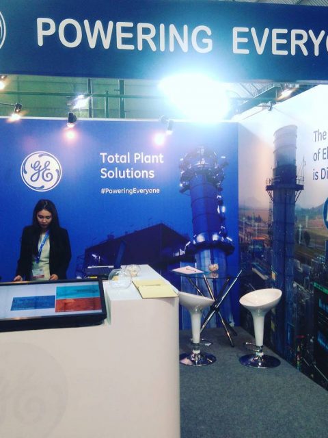 LCD Touchscreen 32Inch - Surabaya