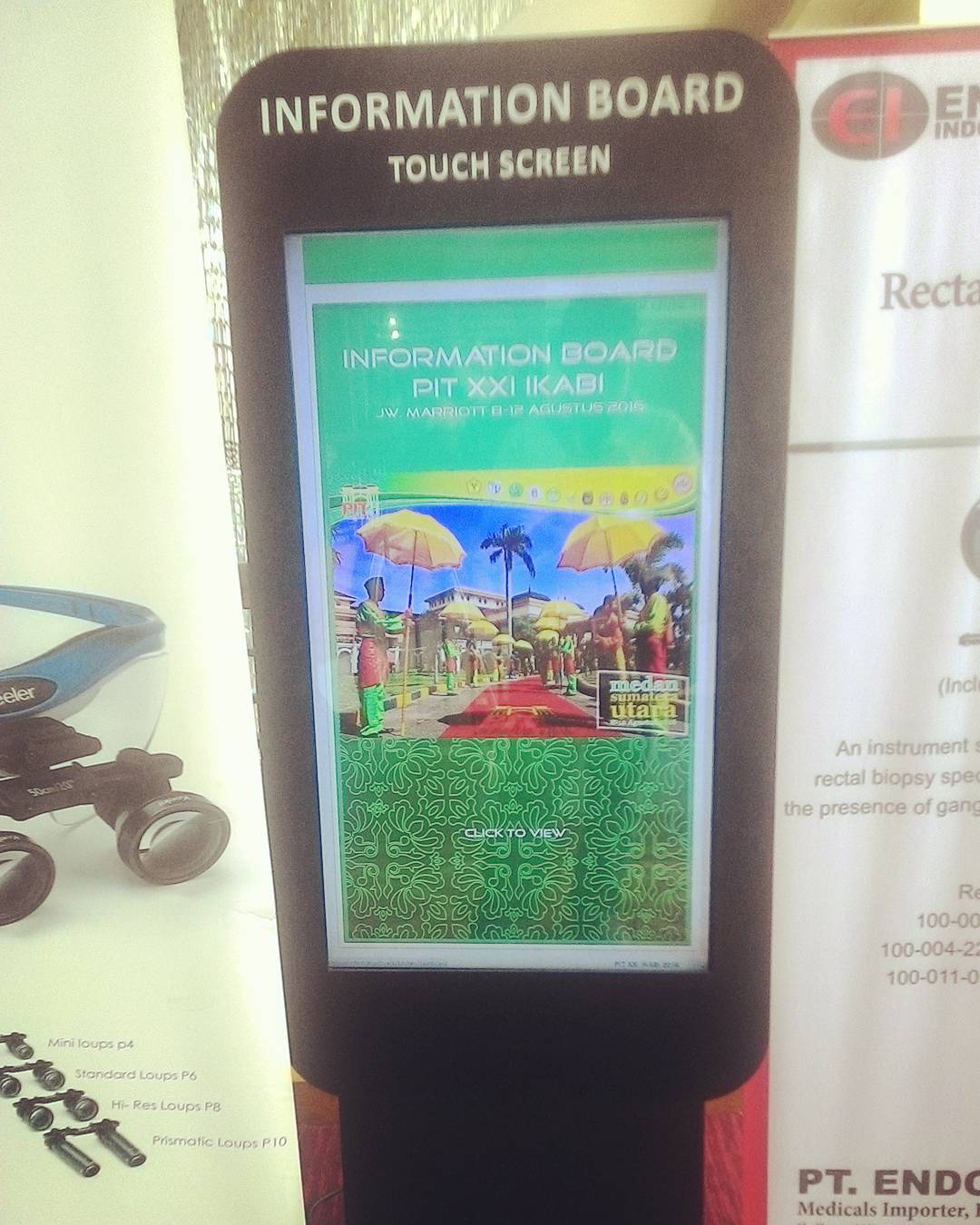 LCD Touchscreen 42Inch - Medan